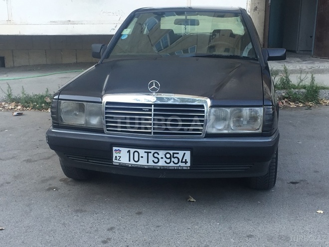 Mercedes 190 1992, 240,000 km - 1.8 l - Bakı