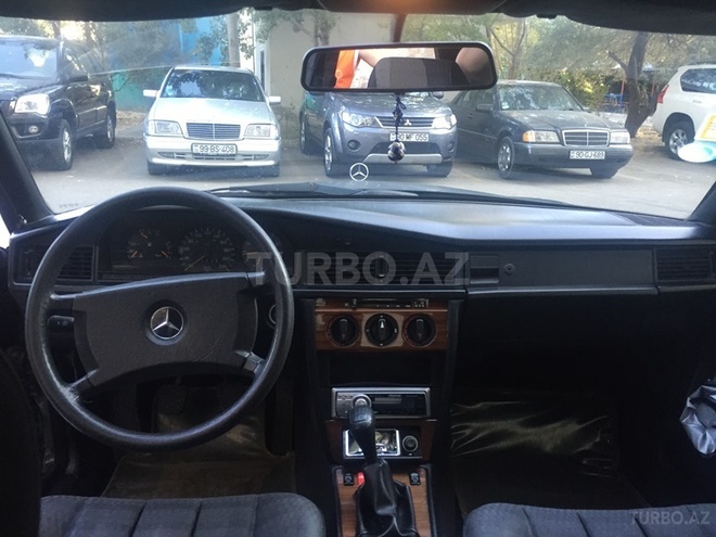 Mercedes 190 1992, 240,000 km - 1.8 l - Bakı