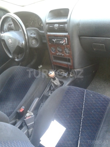 Opel Astra 2000, 240,000 km - 1.6 l - Bakı