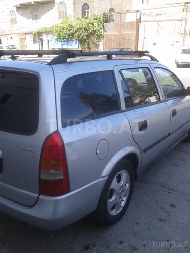 Opel Astra 2000, 240,000 km - 1.6 l - Bakı