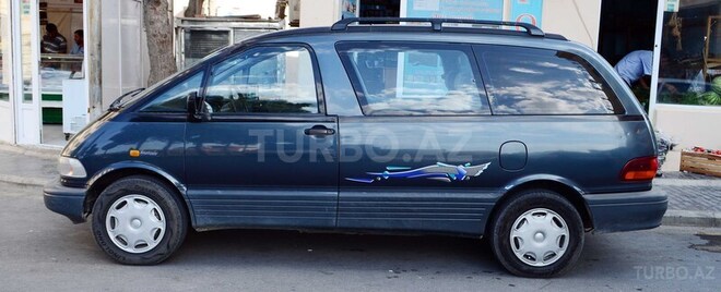 Toyota Previa 1990, 325,000 km - 1.8 l - Bakı