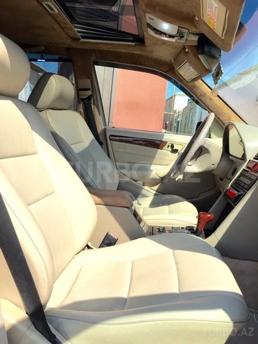 Mercedes C 230 1998, 142,000 km - 2.3 л - Bakı