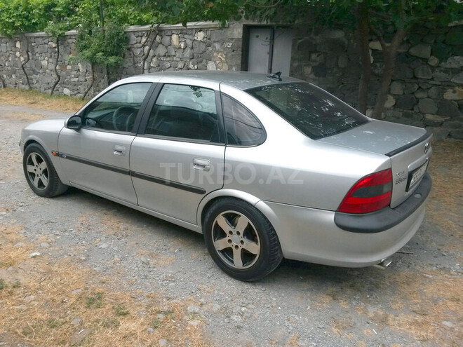 Opel Vectra 1998, 165,100 km - 2.0 l - Bakı