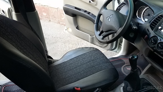 Mitsubishi L200 2011, 223,000 km - 2.5 l - Bakı