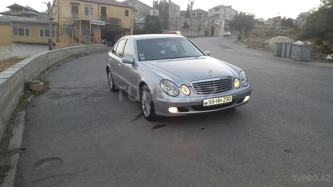 Mercedes E 270 2004, 193,000 km - 2.7 l - Bakı