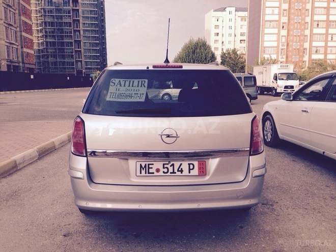 Opel Astra 2010, 98,000 km - 1.6 l - Bakı