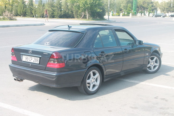Mercedes C 180 1999, 154,000 km - 1.8 l - Bakı