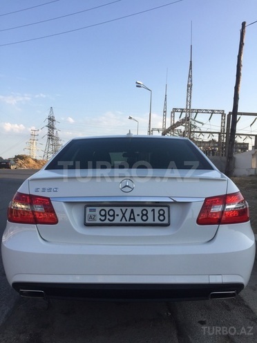 Mercedes E 350 2012, 19,000 km - 3.5 l - Bakı