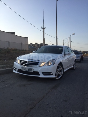 Mercedes E 350 2012, 19,000 km - 3.5 l - Bakı
