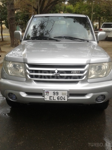 Mitsubishi Pajero io 2001, 146,000 km - 2.0 l - Bakı