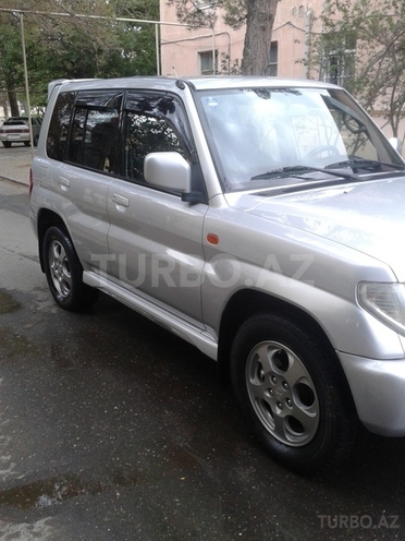 Mitsubishi Pajero io 2001, 146,000 km - 2.0 l - Bakı