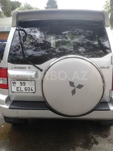 Mitsubishi Pajero io 2001, 146,000 km - 2.0 l - Bakı