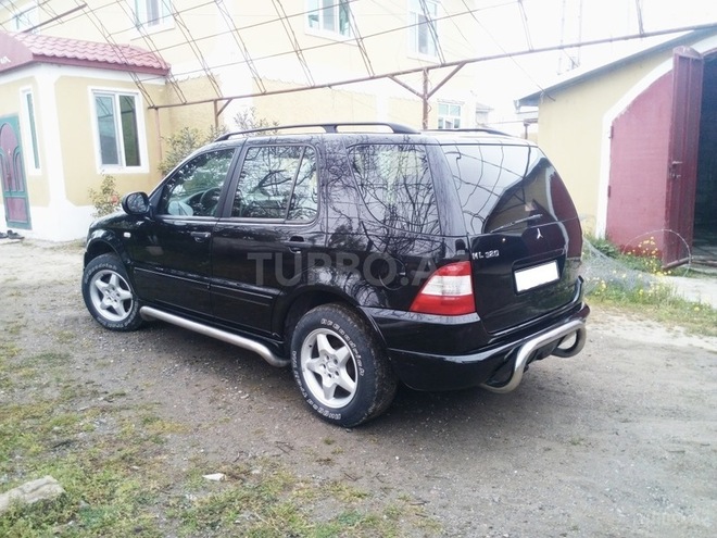 Mercedes ML 320 2000, 189,000 km - 3.2 л - Bakı