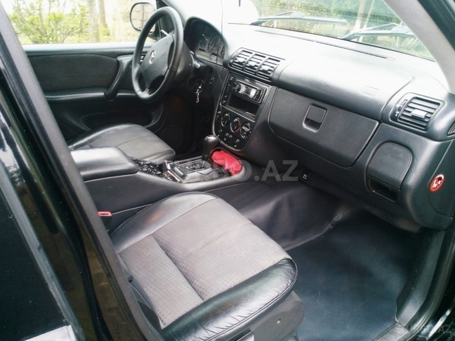 Mercedes ML 320 2000, 189,000 km - 3.2 л - Bakı
