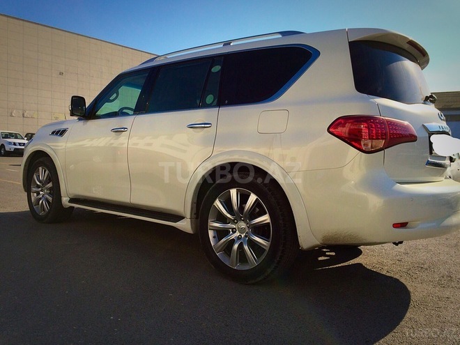 Infiniti QX56 2010, 125,000 km - 5.6 l - Bakı