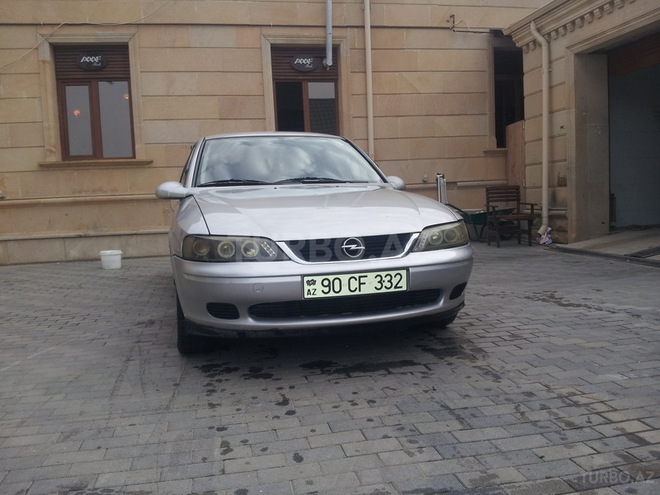 Opel Vectra 1999, 200,000 km - 1.8 l - Bakı