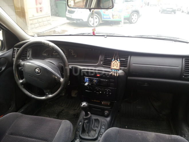 Opel Vectra 1999, 200,000 km - 1.8 l - Bakı