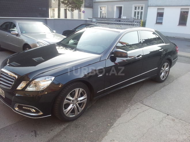 Mercedes E 200 2009, 132,000 km - 1.8 л - Bakı