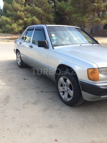 Mercedes 190 1992, 246,000 km - 1.8 l - Bakı