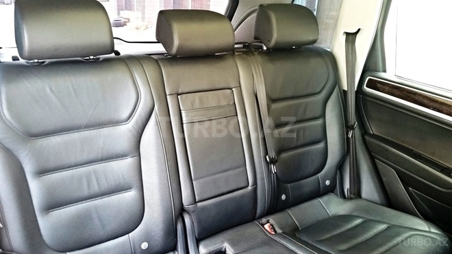 Volkswagen Touareg 2012, 44,000 km - 3.6 l - Bakı