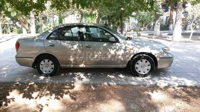 Nissan Sunny 2006, 200,000 km - 1.3 л - Bakı