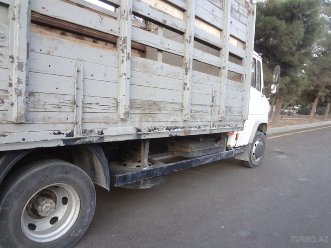 Mercedes Atego 814 1996, 307,000 km - 4.2 л - Bakı