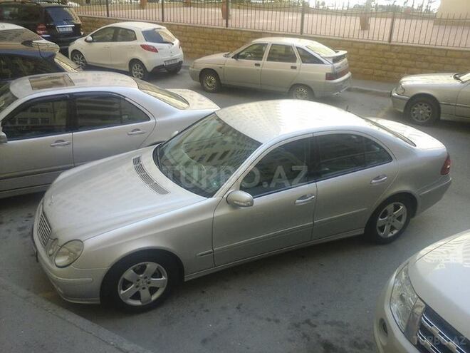Mercedes E 270 2004, 170,000 km - 2.7 л - Bakı