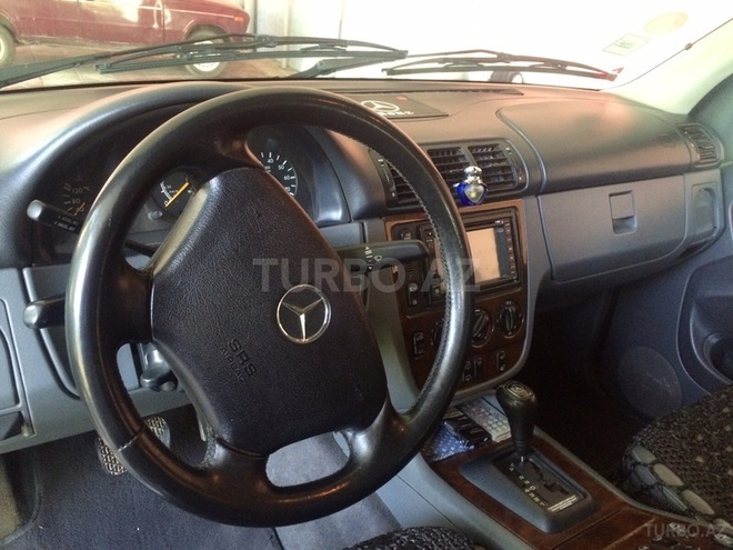 Mercedes ML 320 1998, 220,000 km - 3.2 l - Bakı