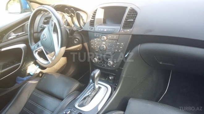 Opel Insignia 2013, 31,300 km - 2.8 l - Bakı