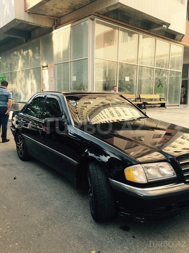 Mercedes C 230 1999, 198,000 km - 2.3 l - Bakı