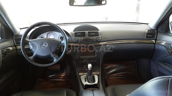Mercedes E 320 2004, 96,000 km - 3.2 l - Bakı