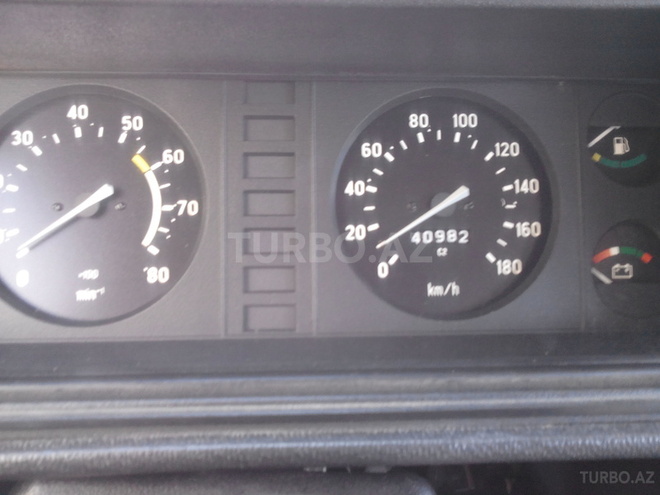 LADA (VAZ) 2107 2010, 40,982 km - 1.6 л - Bakı