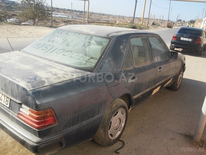 Mercedes E 230 1985, 17,506 km - 2.3 л - Bakı