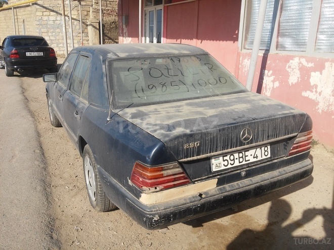 Mercedes E 230 1985, 17,506 km - 2.3 л - Bakı