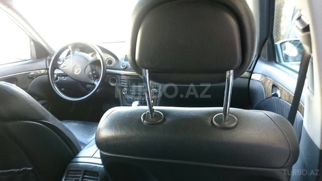 Mercedes E 270 2002, 280,000 km - 2.7 l - Bakı