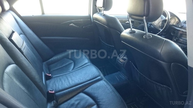 Mercedes E 270 2002, 280,000 km - 2.7 l - Bakı