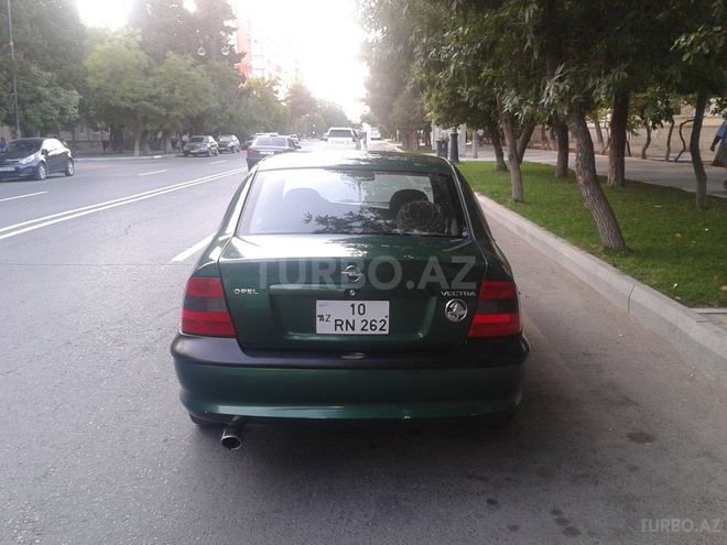 Opel Vectra 1996, 200,000 km - 2.0 l - Bakı