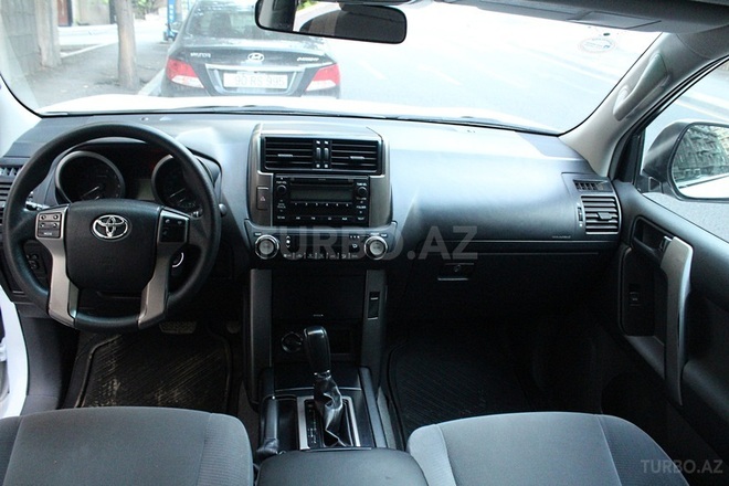 Toyota Prado 2011, 66,300 km - 2.7 l - Bakı