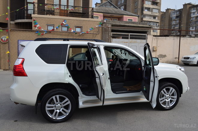 Toyota Prado 2011, 53,000 km - 2.7 л - Bakı