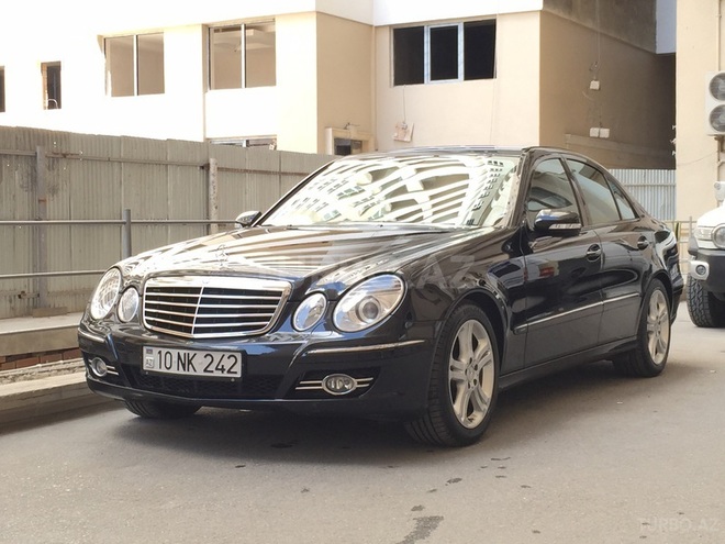 Mercedes E 280 2006, 134,000 km - 3.0 l - Bakı