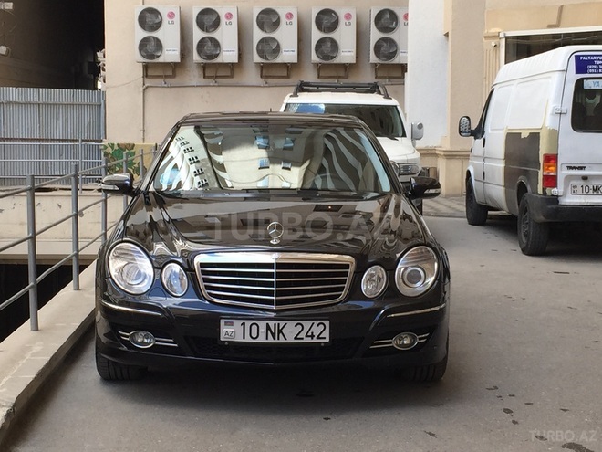 Mercedes E 280 2006, 134,000 km - 3.0 l - Bakı