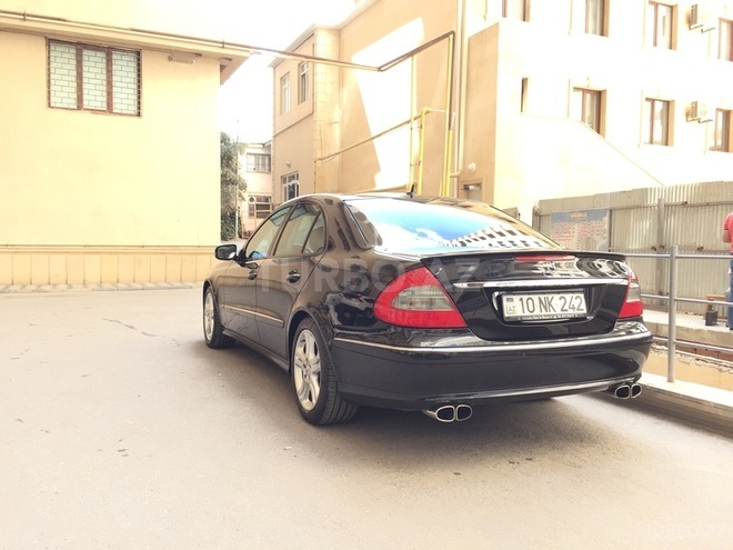 Mercedes E 280 2006, 134,000 km - 3.0 l - Bakı