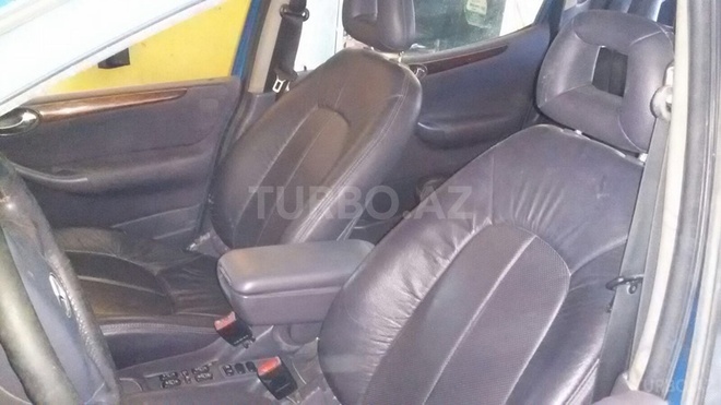 Mercedes A 160 2002, 166,000 km - 1.6 л - Bakı