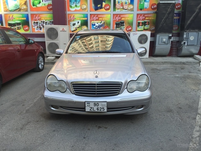 Mercedes C 230 2003, 254,000 km - 2.3 l - Bakı