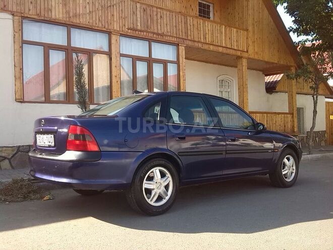 Opel Vectra 1996, 280,000 km - 2.0 l - Bakı