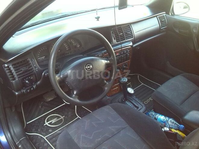 Opel Vectra 1996, 280,000 km - 2.0 l - Bakı