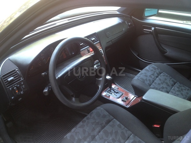 Mercedes C 220 1998, 227,000 km - 2.2 l - Bakı