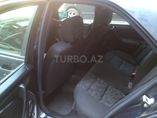 Mercedes C 220 1998, 227,000 km - 2.2 l - Bakı