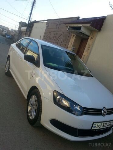 Volkswagen Polo 2013, 33,000 km - 1.6 l - Bakı