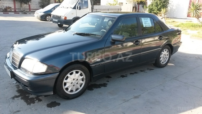 Mercedes C 220 1999, 282,000 km - 2.2 л - Bakı